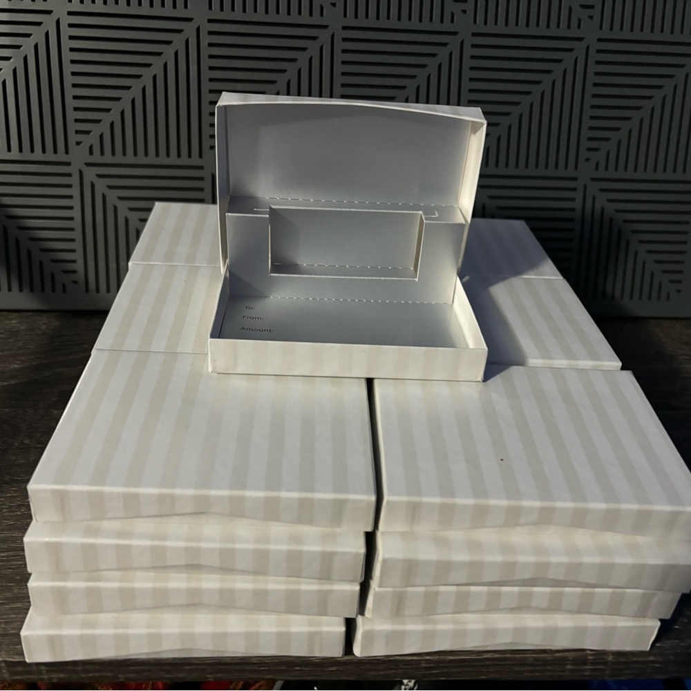 {ULINE} set of 25 gift cards holder boxes - white with pearl stripes